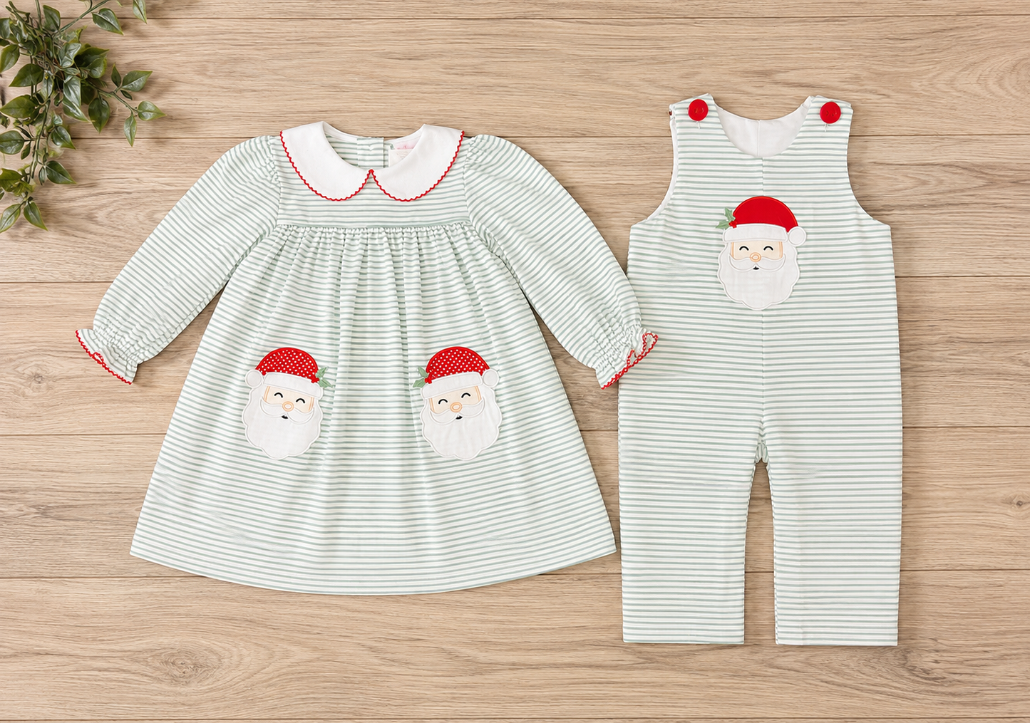 Kris Kringle romper